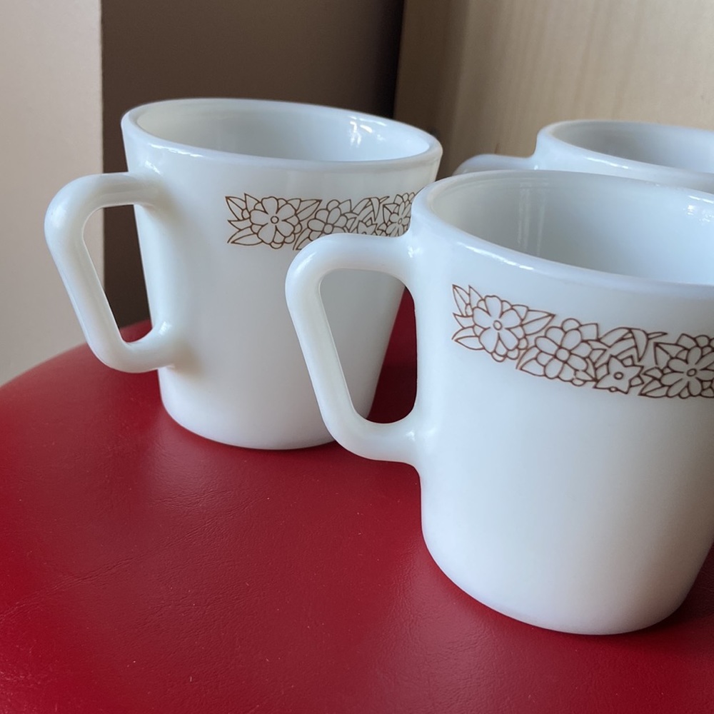 Pyrex Mug Set of 3